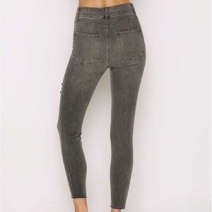 NWT SPANX DISTRESSED SKINNY JEANS VINTAGE GREY S/P